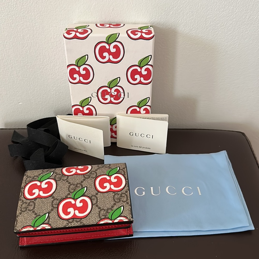 Gucci Wallet - Picture 5 of 13